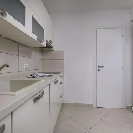 Ferienwohnung Fuer 5 Personen Ca 60 Qm In Uvala Soline, Kvarner Bucht Krk - B52972